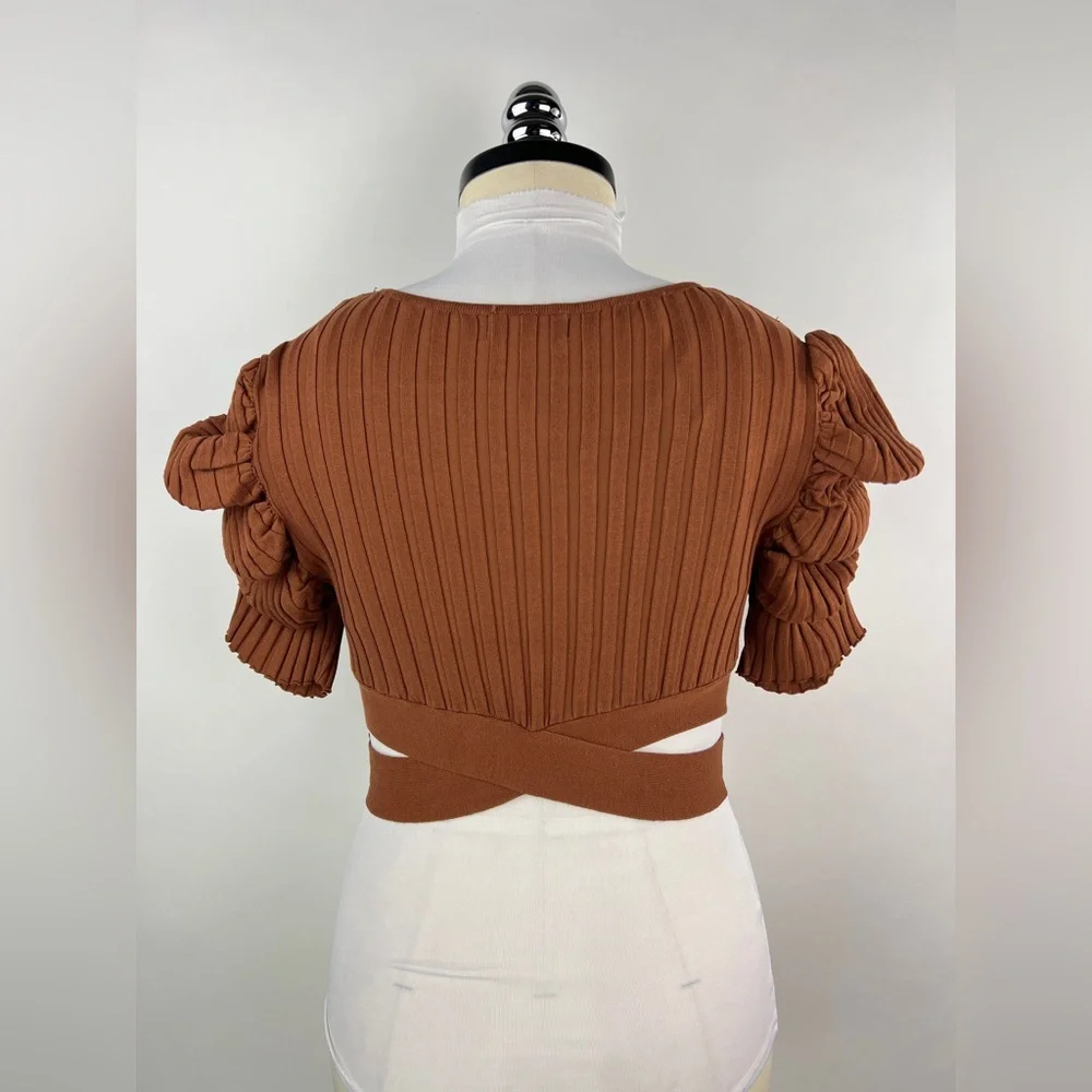 💚 3009. Brown Ribbed Puff Sleeve Crop Top - Picture 2 of 6